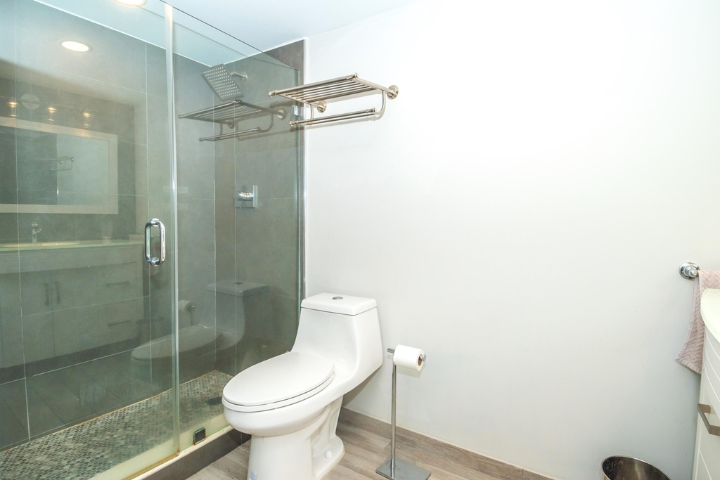 101 Briny Avenue - Photo 17