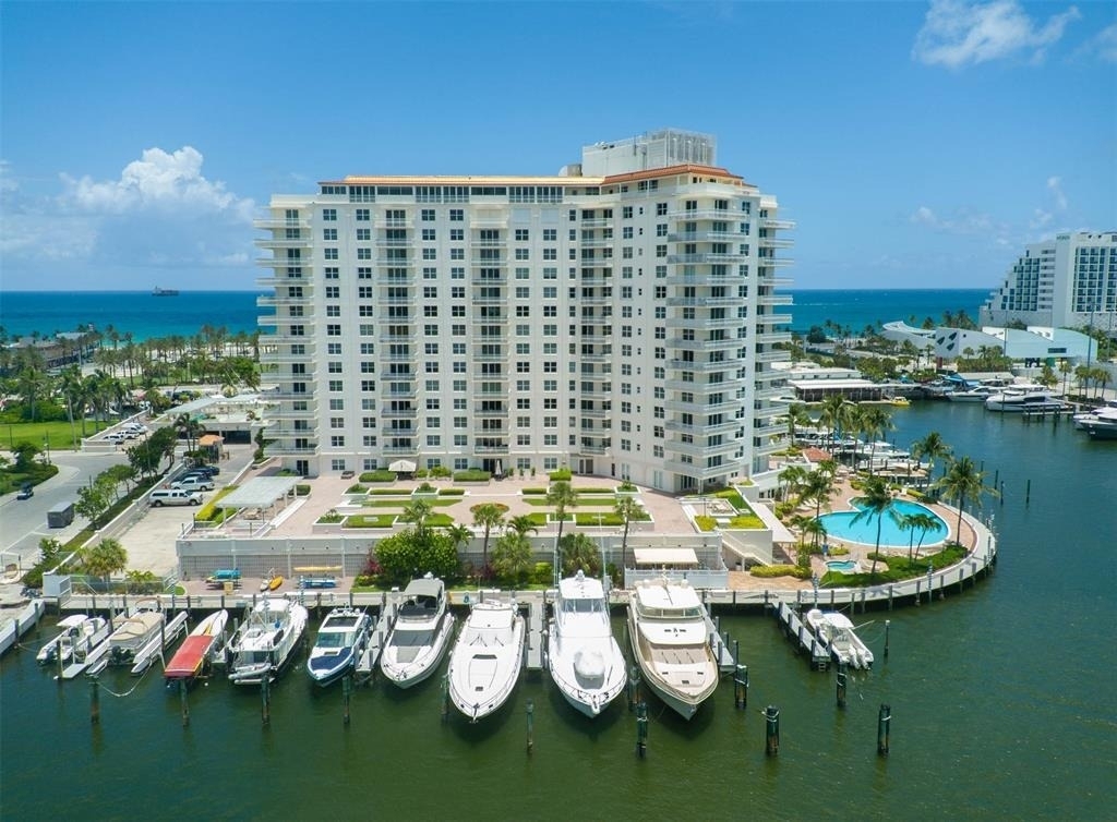 1 Las Olas Circle - Photo 44