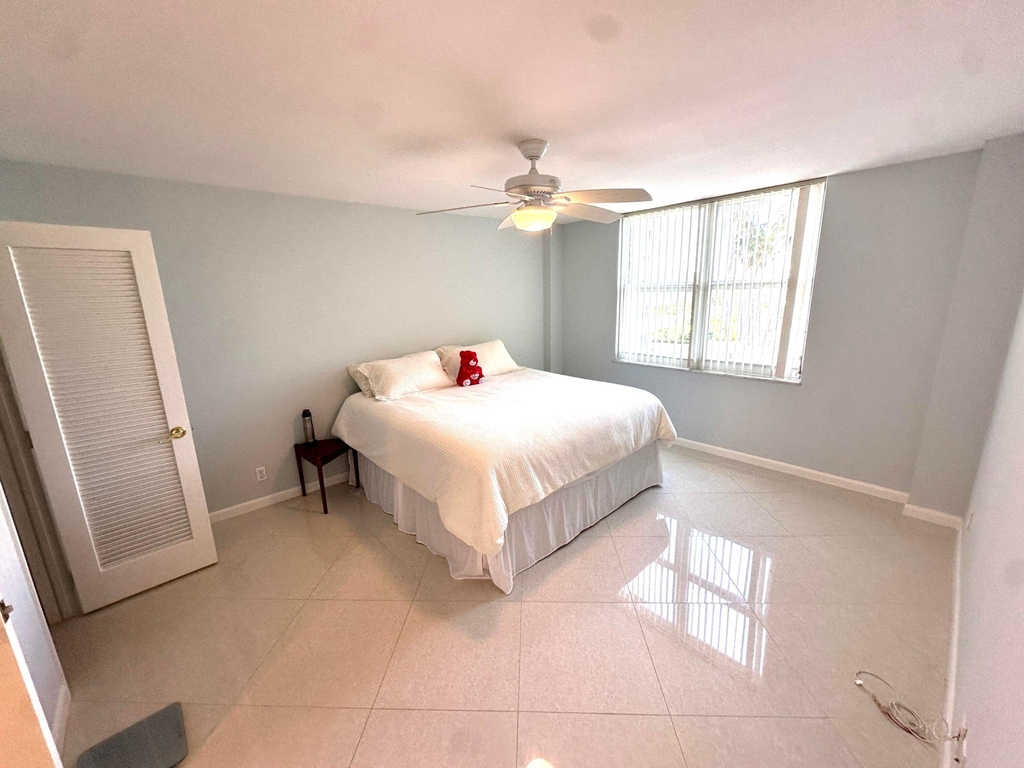 1 Las Olas Circle - Photo 12