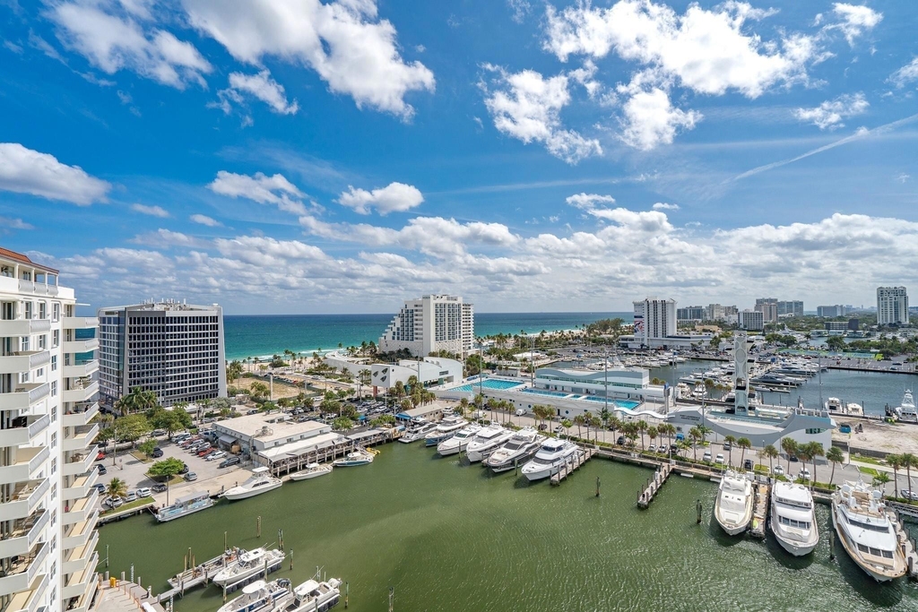 1 Las Olas Circle - Photo 45