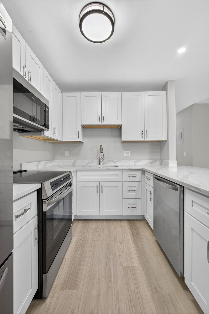 42 Easthampton B - Photo 14