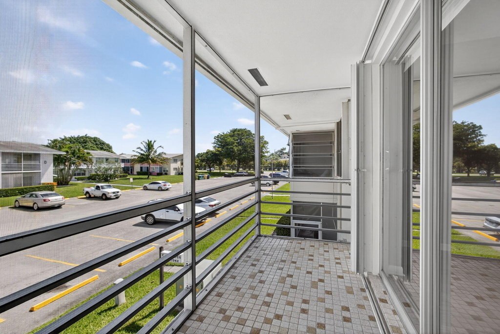 42 Easthampton B - Photo 17