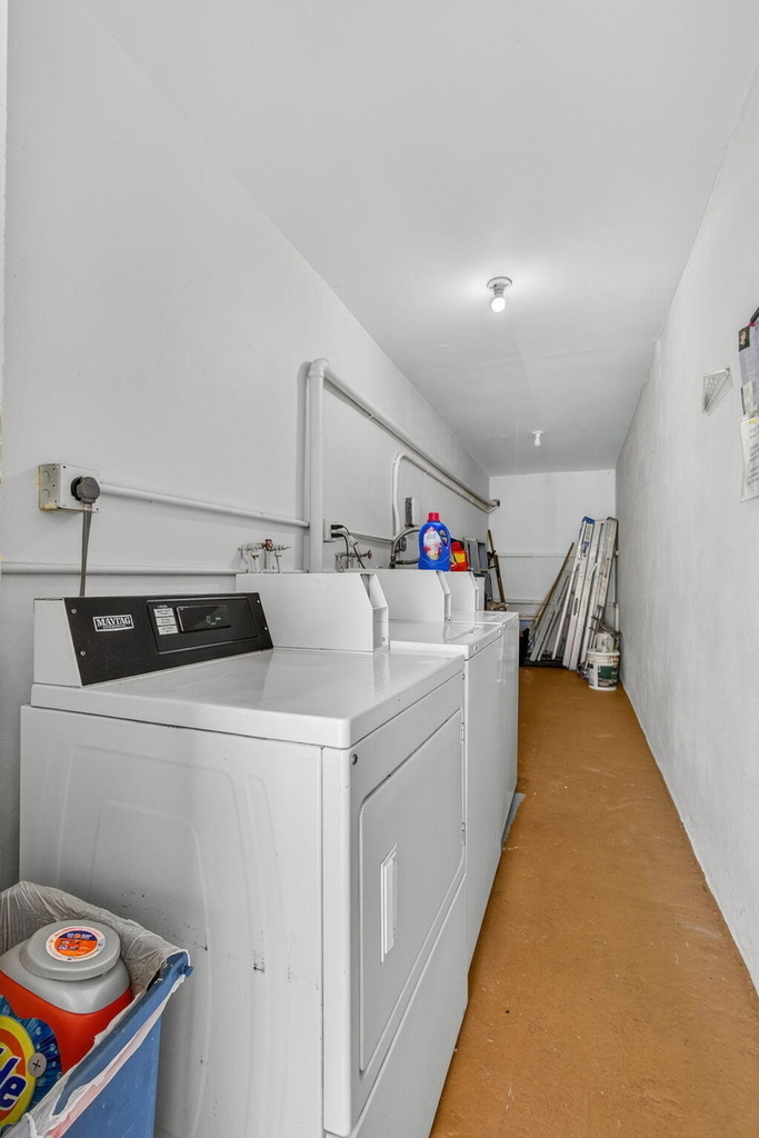 42 Easthampton B - Photo 33