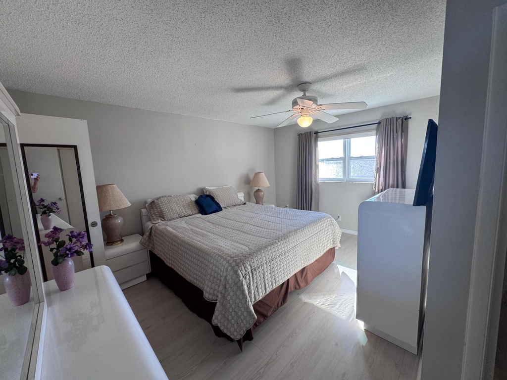 300 Ne 26th Avenue - Photo 13
