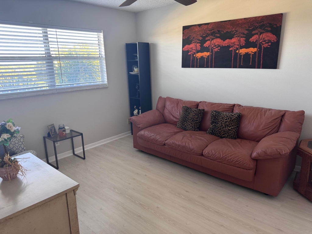300 Ne 26th Avenue - Photo 9