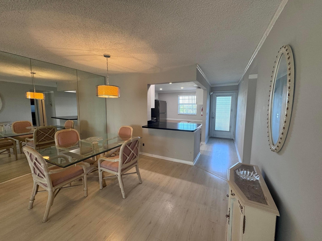 300 Ne 26th Avenue - Photo 5
