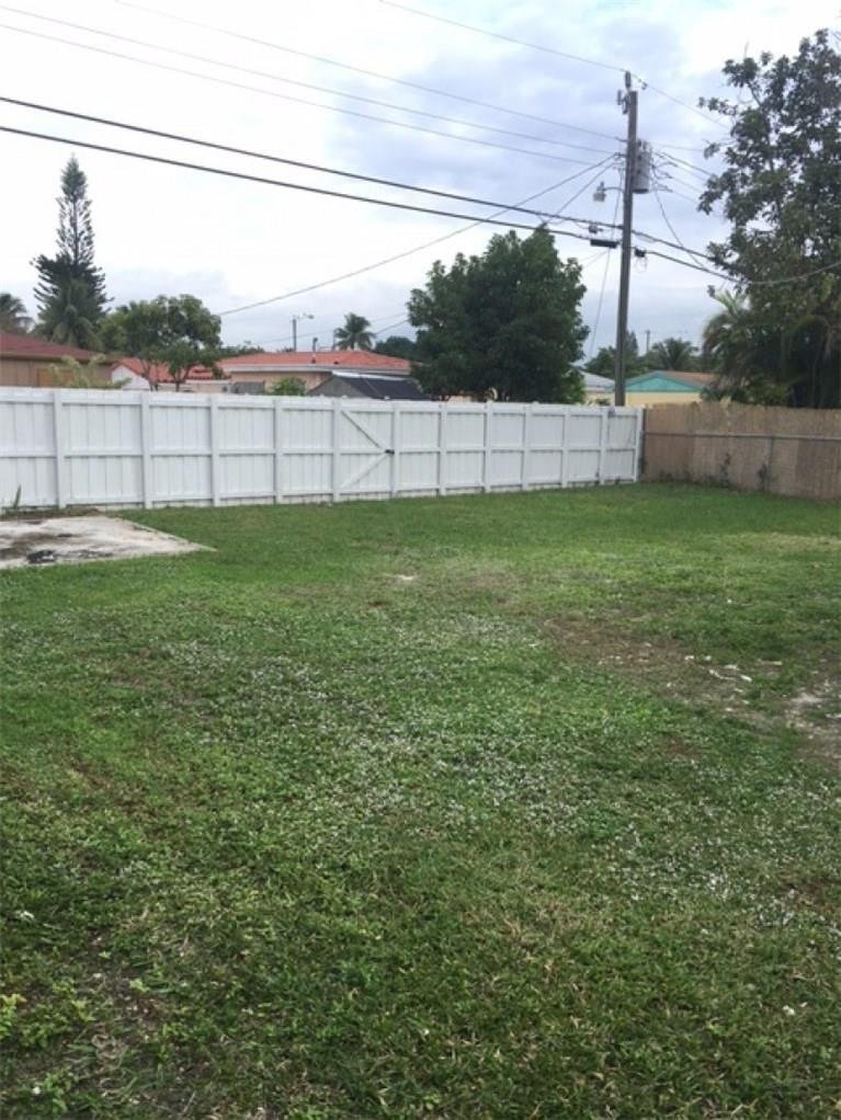 1829 Ne 175th Street - Photo 4