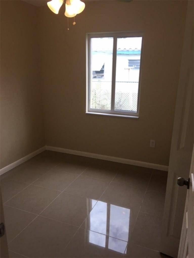 1829 Ne 175th Street - Photo 11