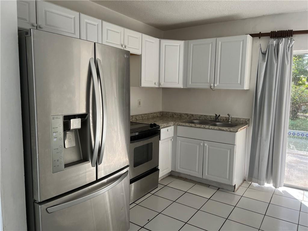 10 Nw 19th Street - Photo 4