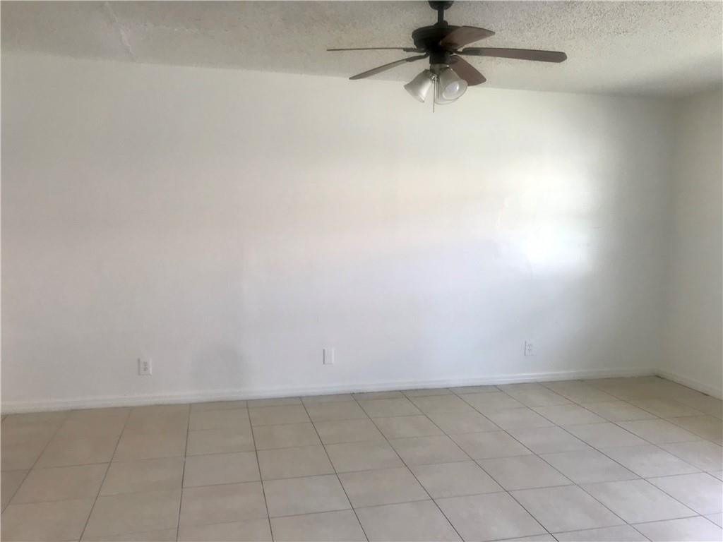 1038 Nw 8th Avenue - Photo 5