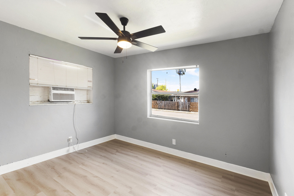 730 Nw 4th Avenue - Photo 3