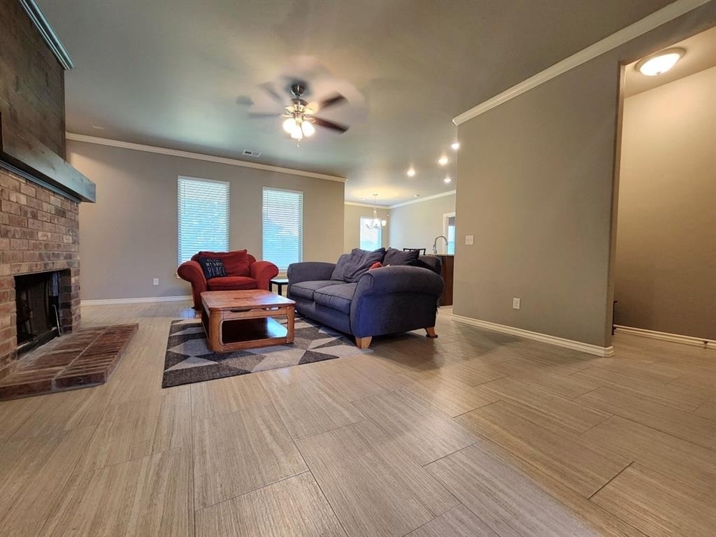 2308 Paraiso Way - Photo 2