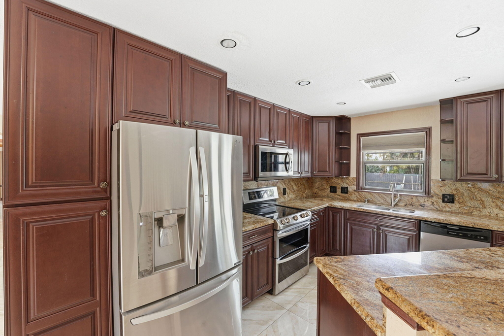12356 61st Lane N - Photo 5