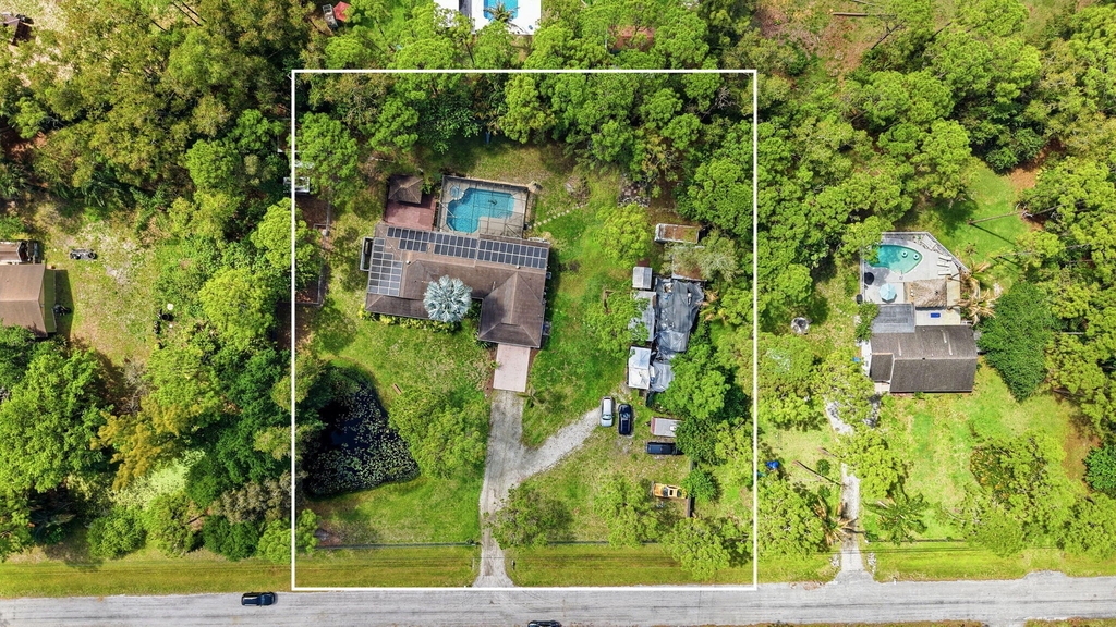 12356 61st Lane N - Photo 3