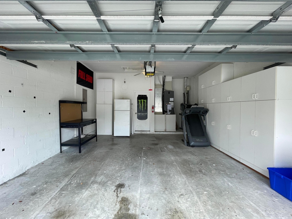 137 Canterbury Place - Photo 26