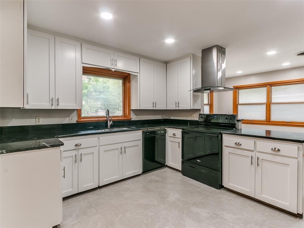 1214 Cruce Street - Photo 8