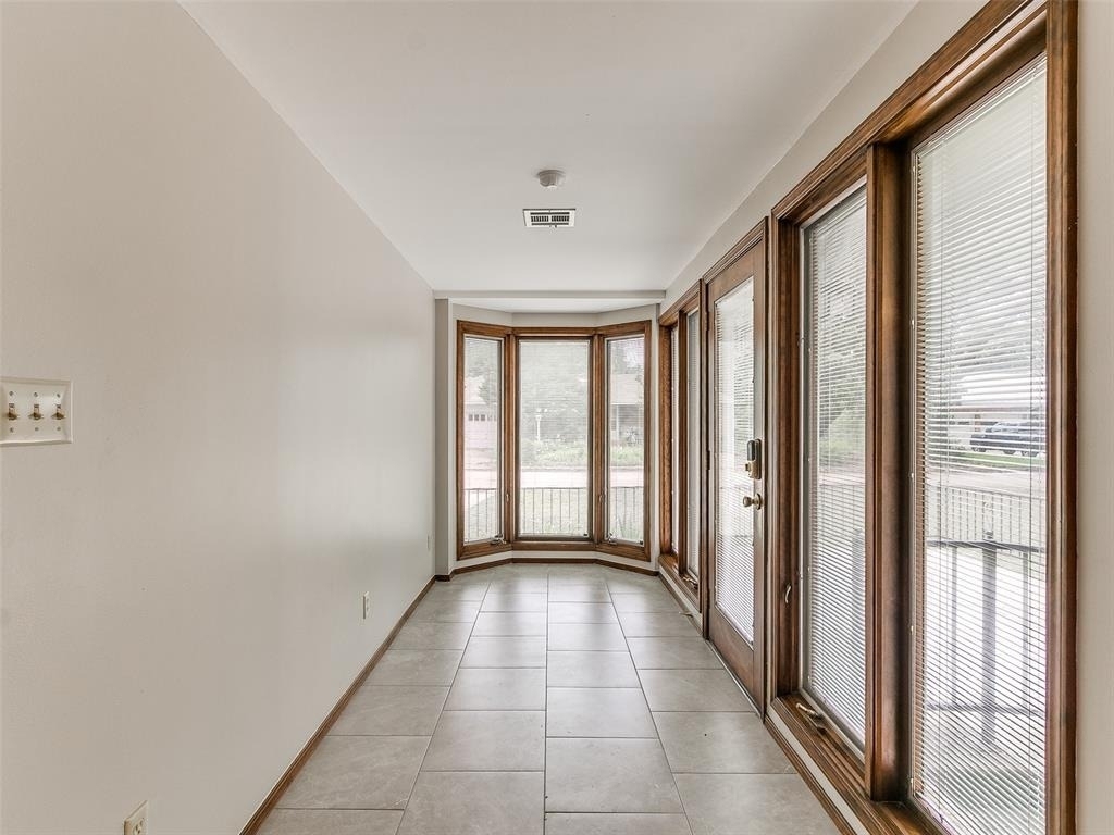 1214 Cruce Street - Photo 2