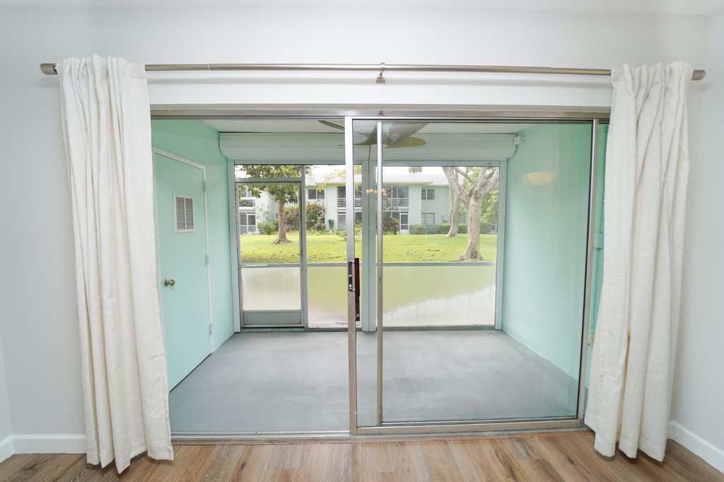2660 Sw 22nd Avenue - Photo 16