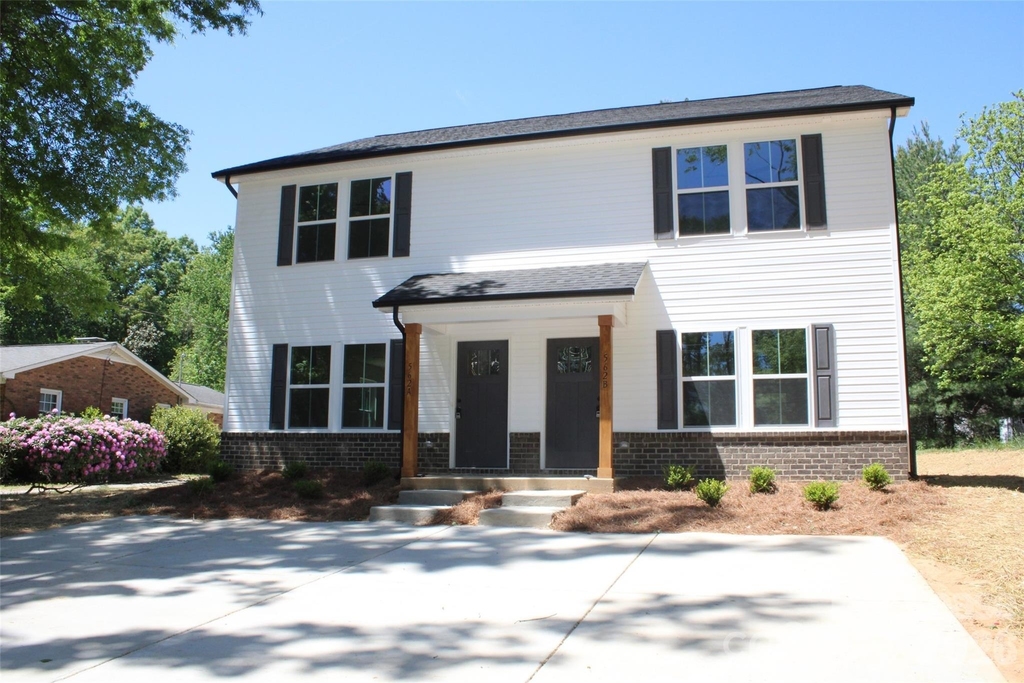 562 W Park Avenue - Photo 21