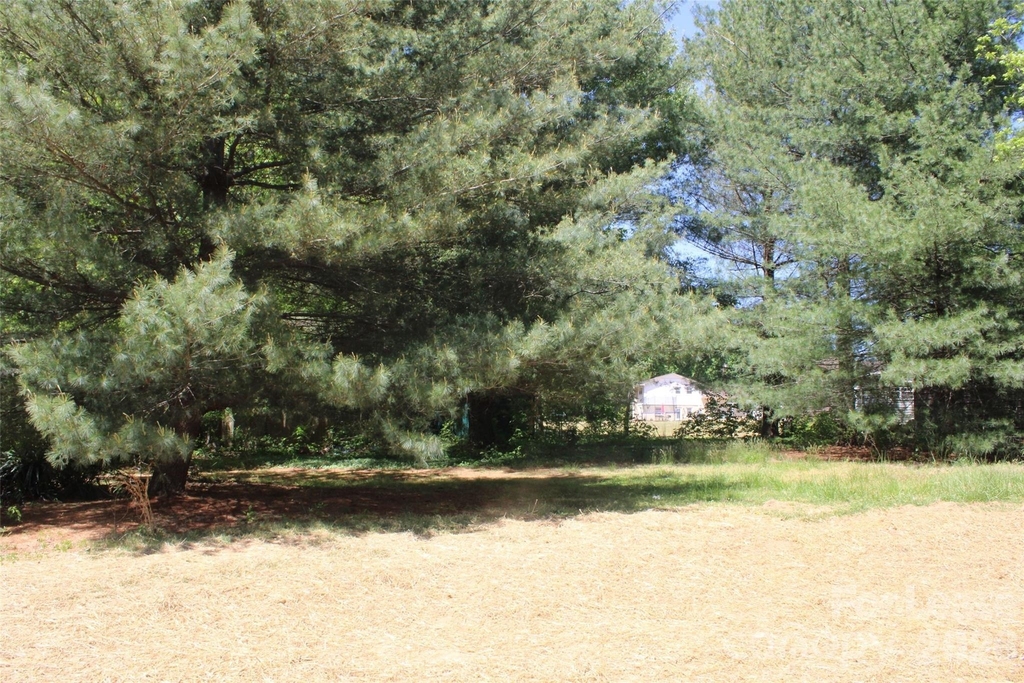 562 W Park Avenue - Photo 20