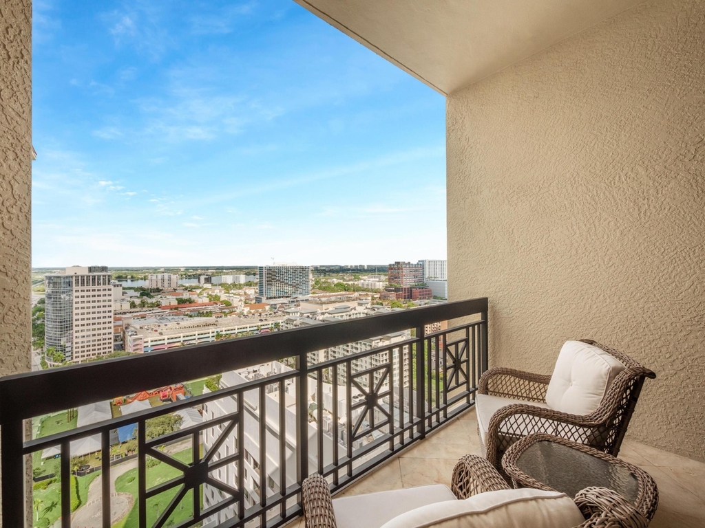 701 S Olive Avenue - Photo 8