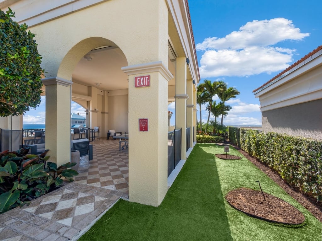 701 S Olive Avenue - Photo 15