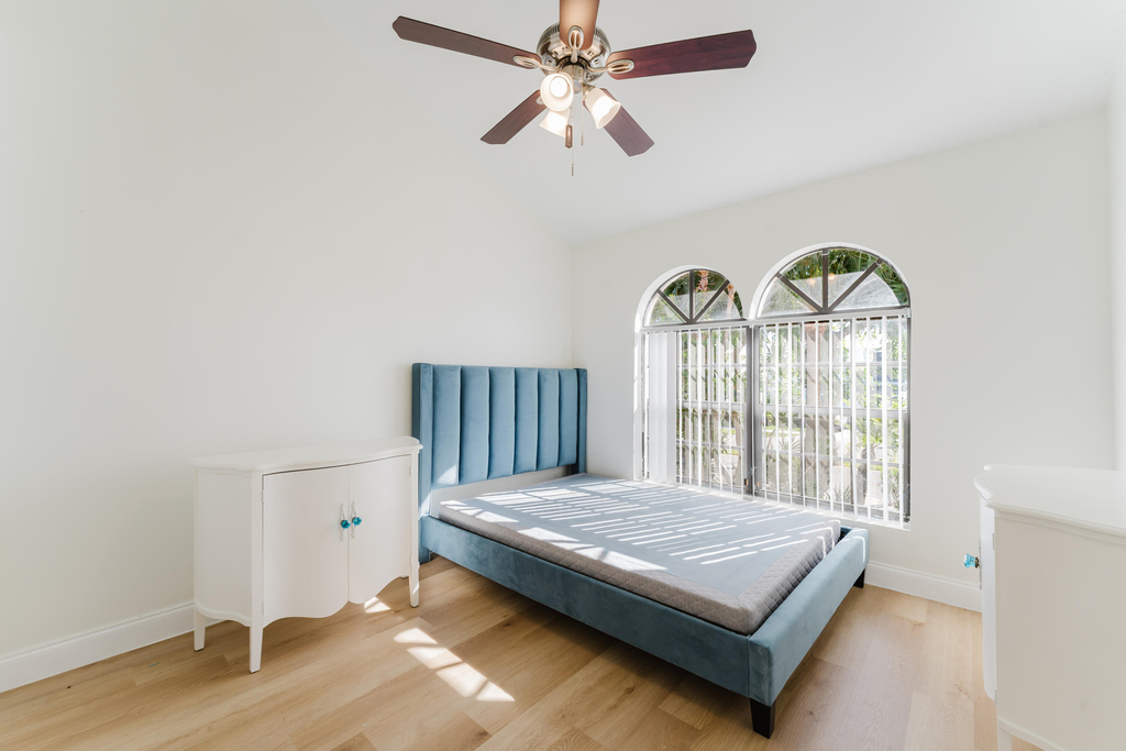 665 Jeffery Street - Photo 25