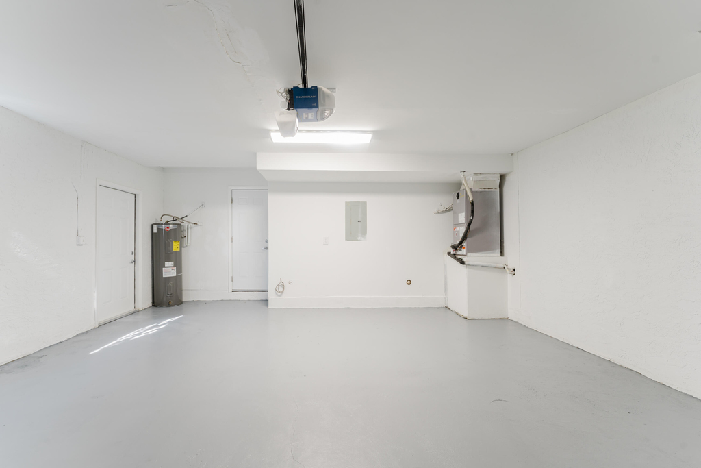 665 Jeffery Street - Photo 19