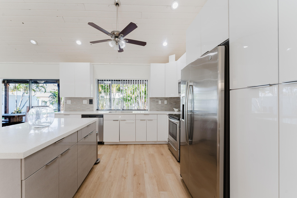 665 Jeffery Street - Photo 9