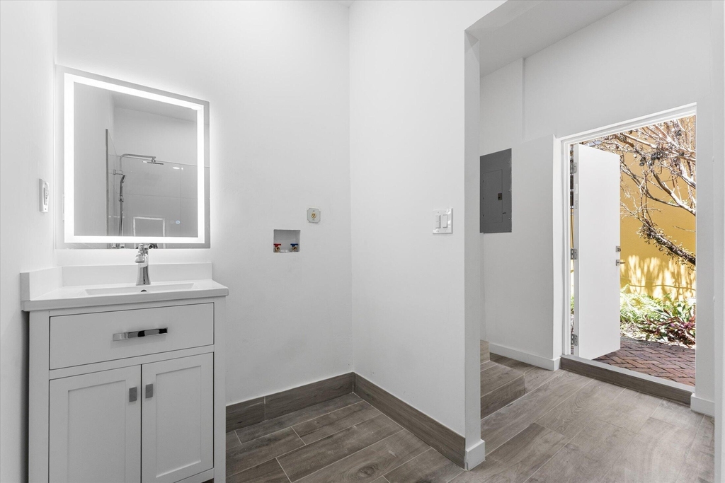 8934 Emerson Avenue - Photo 20