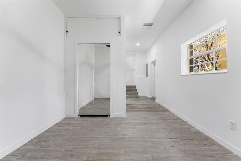 8934 Emerson Avenue - Photo 18