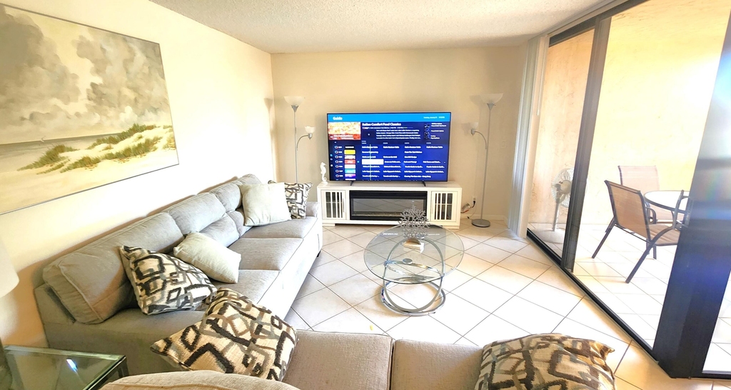 750 Egret Circle - Photo 1