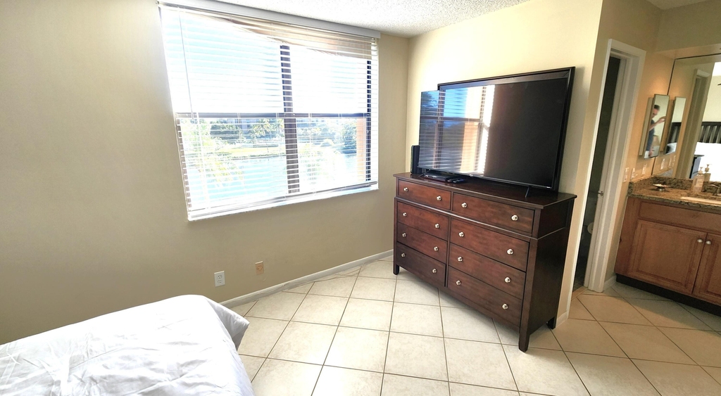 750 Egret Circle - Photo 10