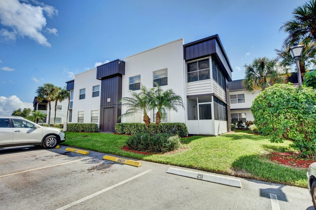 998 Normandy Trail - Photo 28