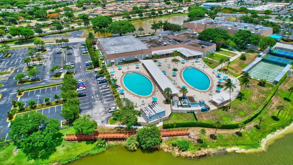 998 Normandy Trail - Photo 41