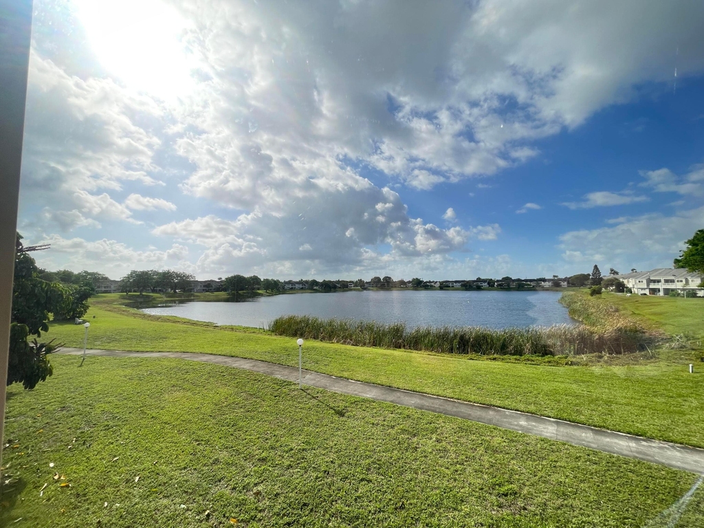 3445 Nw 44th Street - Photo 15