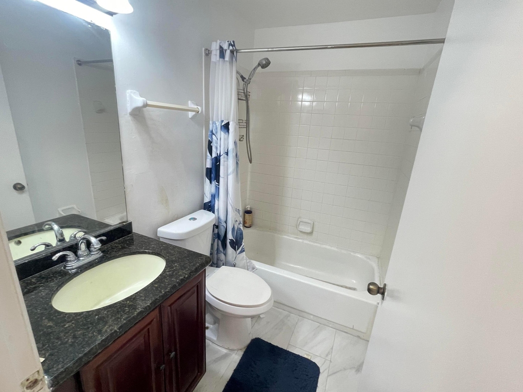 3445 Nw 44th Street - Photo 10
