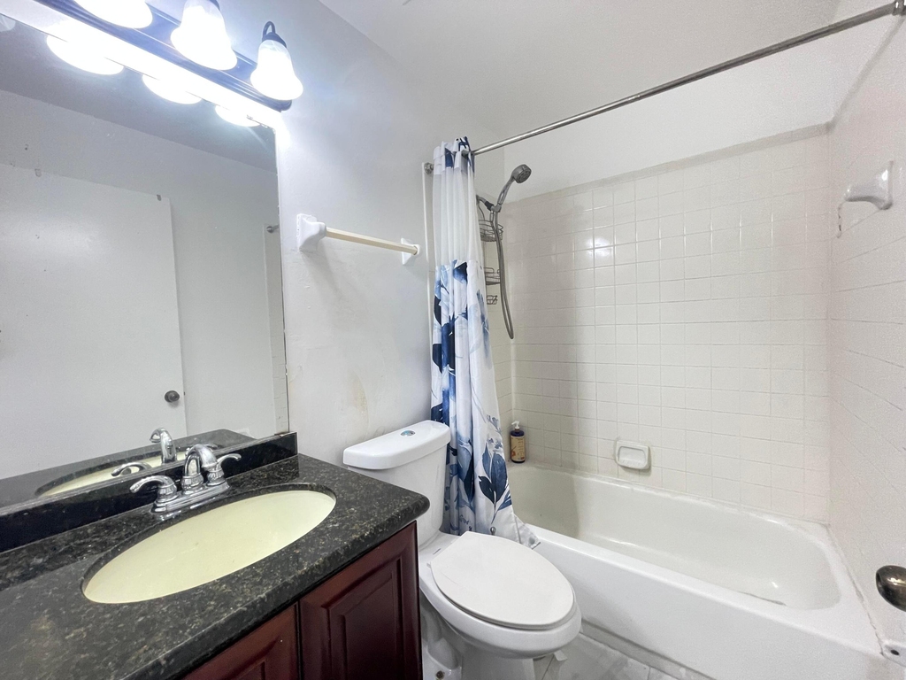 3445 Nw 44th Street - Photo 12