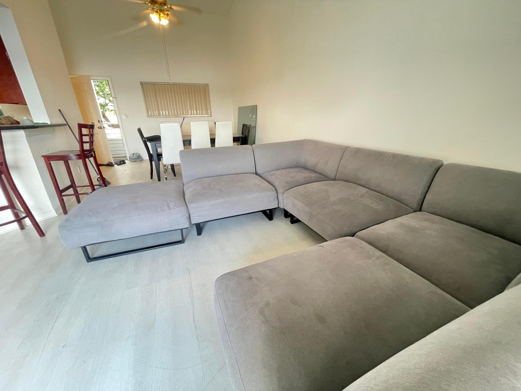3445 Nw 44th Street - Photo 3