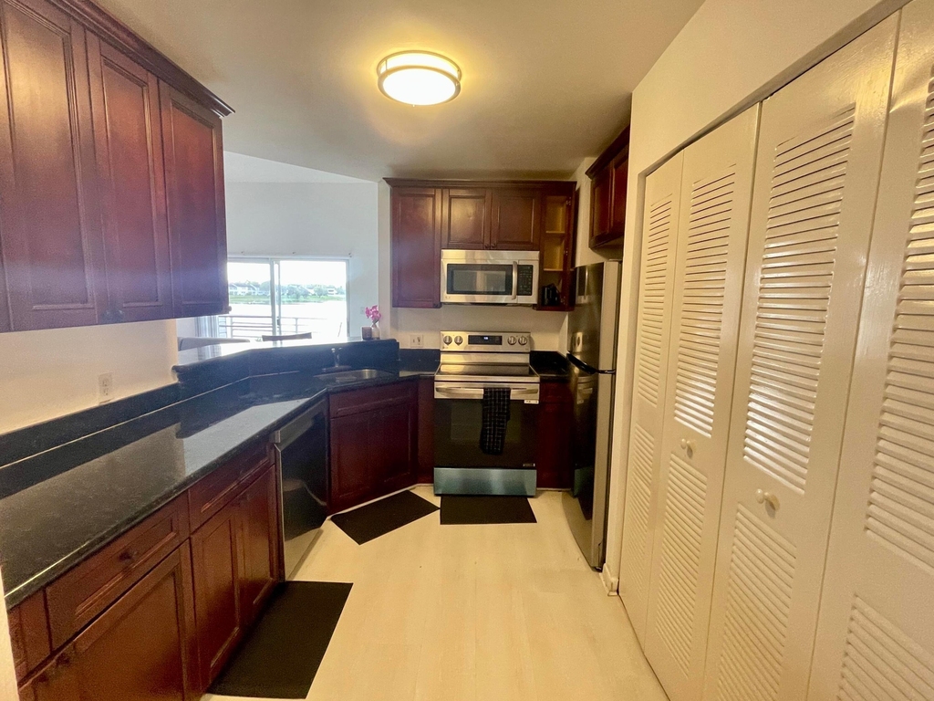 3445 Nw 44th Street - Photo 14