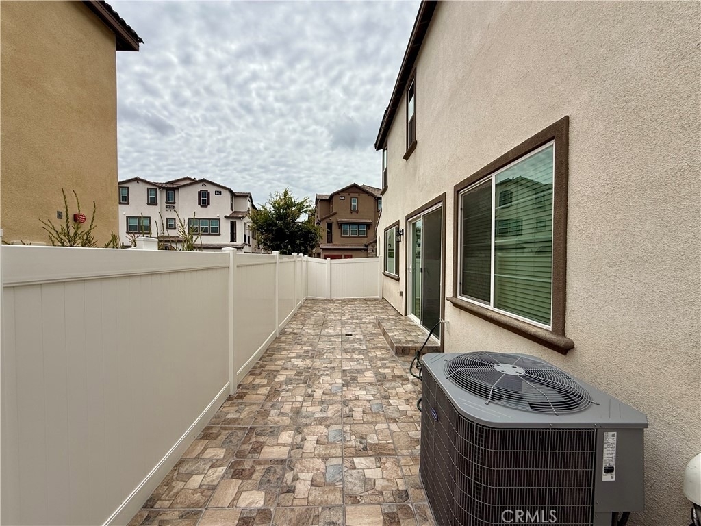 40766 Melrose Dr. - Photo 10