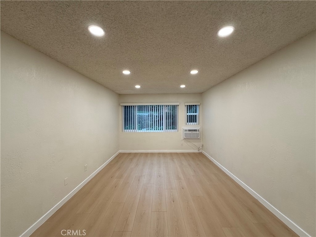 4636 Laurel Canyon Boulevard - Photo 8