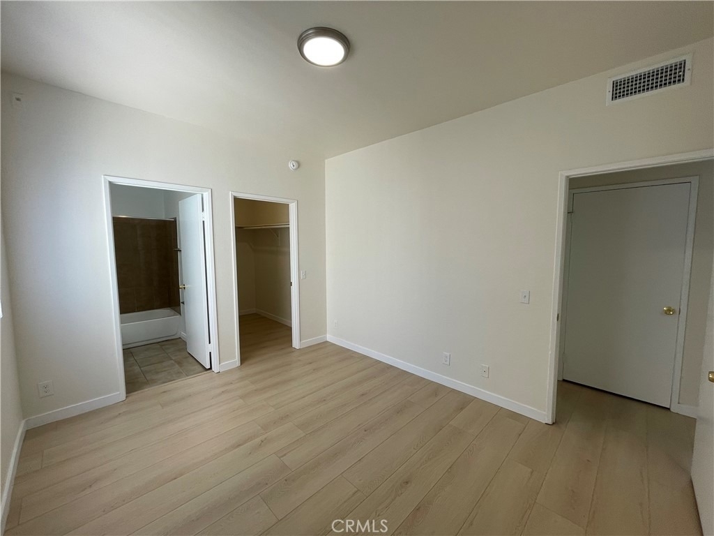11459 Collins Street - Photo 10
