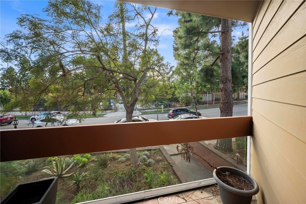 750 S Bundy Drive - Photo 3