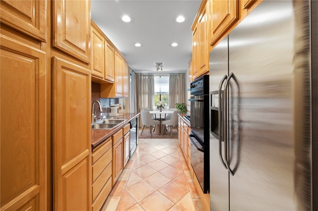 750 S Bundy Drive - Photo 5