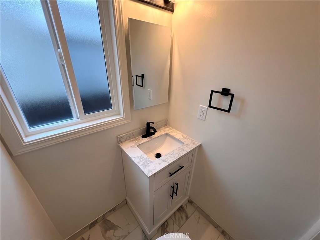 1218 19th Street - Photo 5