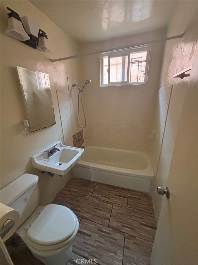 229 E 89th St - Photo 8