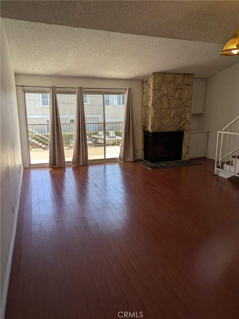 2105 Mathews - Photo 1