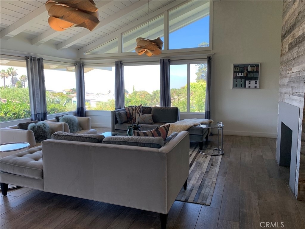 210 Monarch Bay - Photo 2