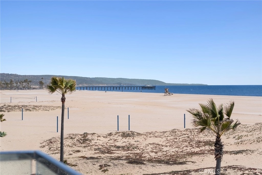800 W Oceanfront - Photo 17
